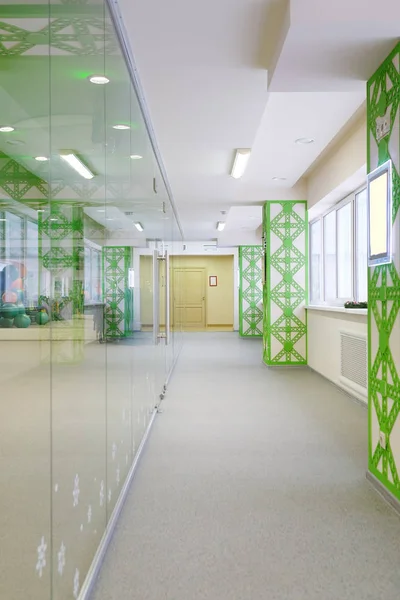 En modern korridor — Stockfoto