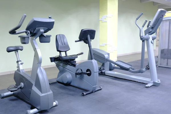 Weights in a fitness hall — Stock Photo, Image