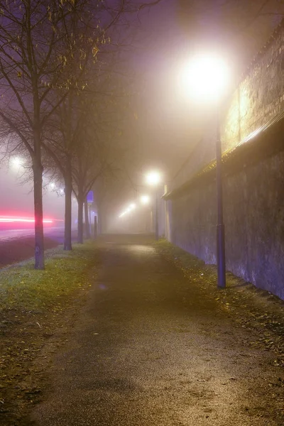 Calle de la noche en Praga — Foto de Stock