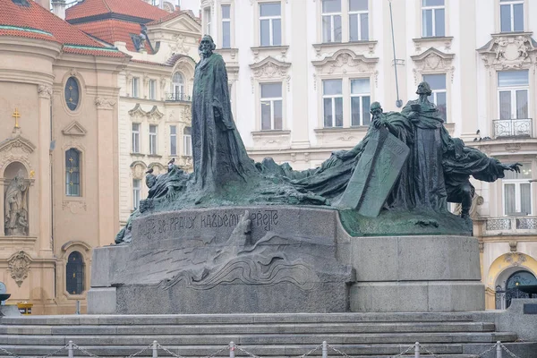 Monumento de Jan Hus en el centro de Praga —  Fotos de Stock