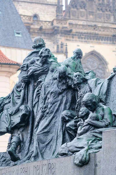 Monument of Jan Hus in a center of Prague — Stock Photo, Image