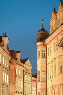 Bina, bir merkezi Prag