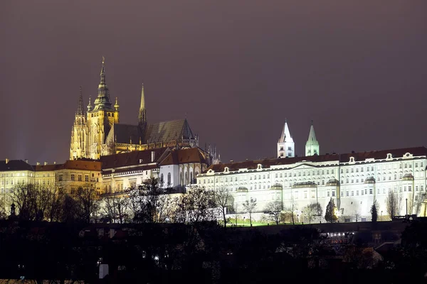 Aussicht auf das alte Prag — Stockfoto