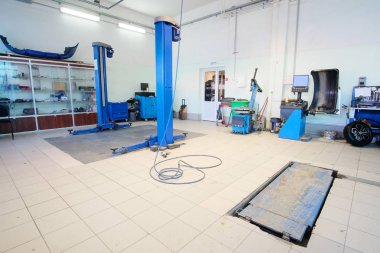 Bir boş araç onarım istasyonu Kaldır