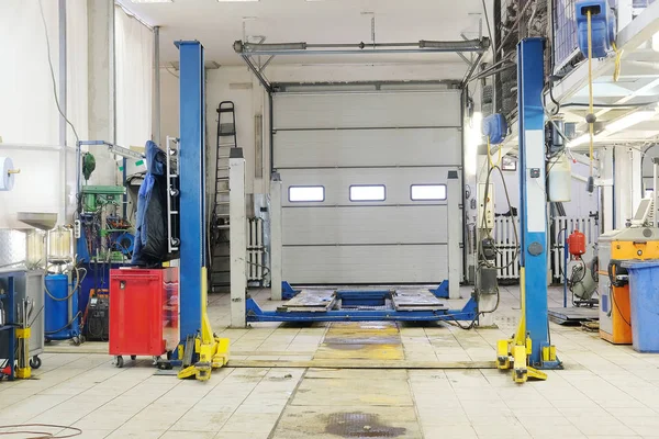 Estación de reparación de coche vacío — Foto de Stock