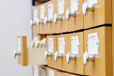 Kütüphane katalog görüntü