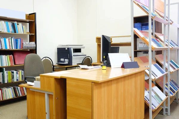 Biblioteca Sala de lectura —  Fotos de Stock