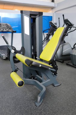 Bir spor salonunun içinde.