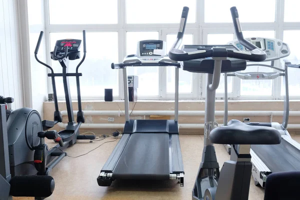 Interno di una sala fitness — Foto Stock