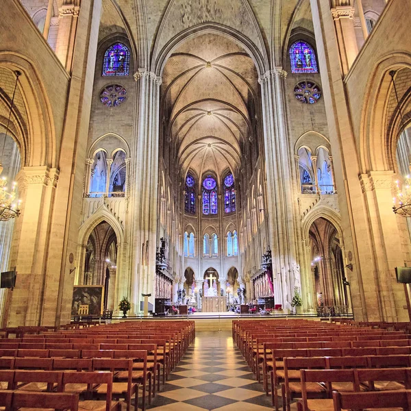 Interior of Notre Dame de Paris — Stock Photo, Image