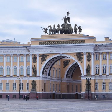 Palace Meydanı St. Petersburg'arch