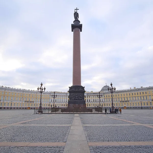 Columna Alexander en San Petersburgo — Foto de Stock