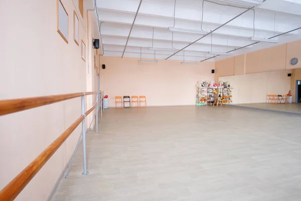 Intérieur d'une salle de danse — Photo