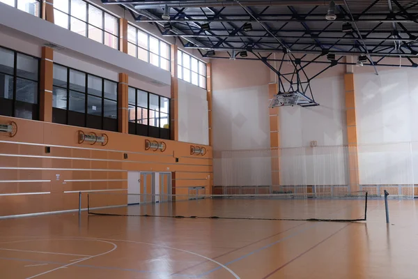 Interno di una sala da tennis — Foto Stock