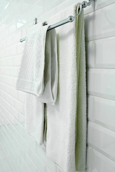 Ręczniki na statywie — Zdjęcie stockowe