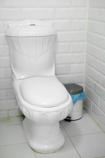 Vaso sanitário de perto — Fotografia de Stock