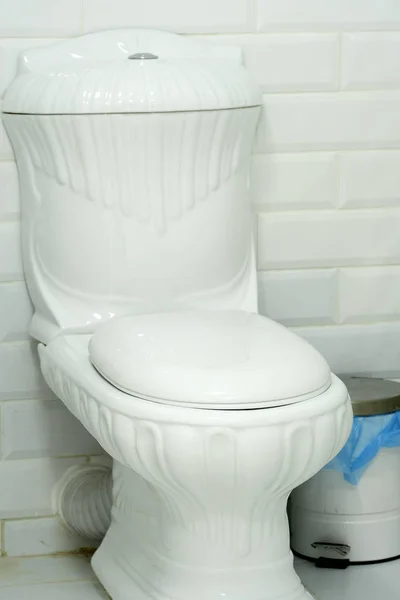 Toilet mangkuk dekat — Stok Foto