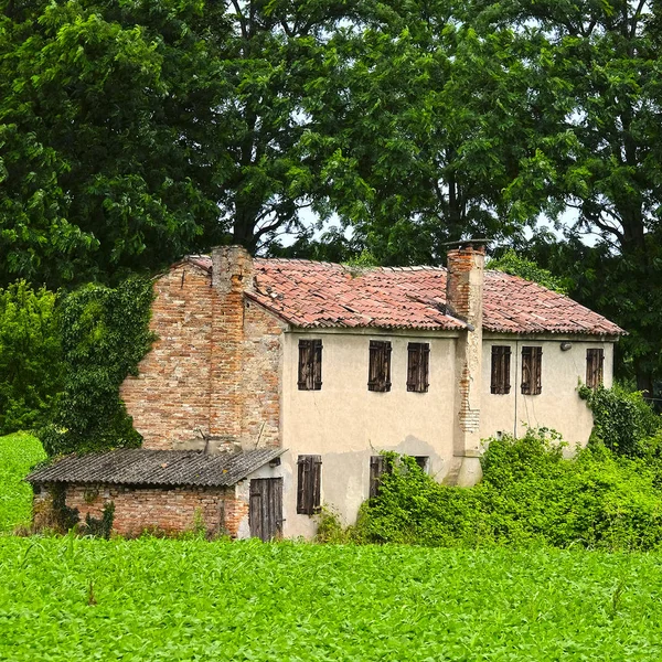 Casa de campo en Rovigo —  Fotos de Stock