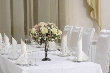 Bir restoranın içinde.