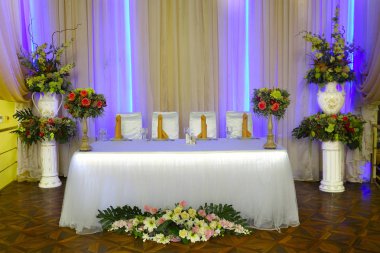 Bir restoranın içinde.