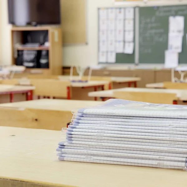 Interior de una escuela vacía — Foto de Stock