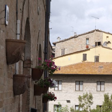 Urbania yaşadığı evler