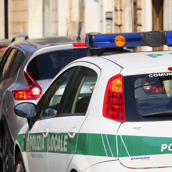 Politie-auto in Mantua — Stockfoto