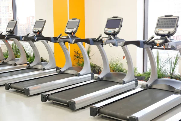 Interior of treadmills in a fitness hall — Stock Photo, Image