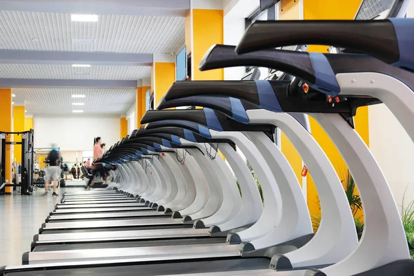 Interior of treadmills in a fitness hall — Stock Photo, Image