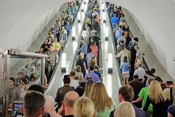 Engarrafamento em Moscou metro — Fotografia de Stock