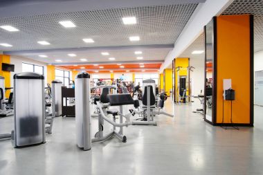 bir fitness salonu