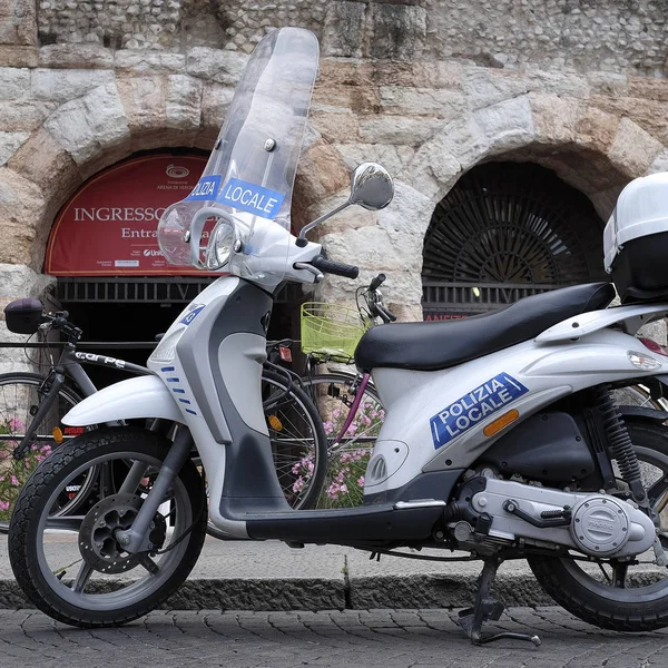 Bilden av polisen motorcykel Stockbild