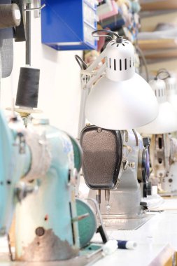 profesyonel dikiş makinesi