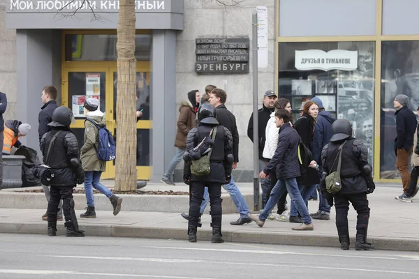 Policie na protestní demonstraci v Moskvě — Stock fotografie