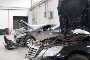 Stupino vücut dükkanda araba