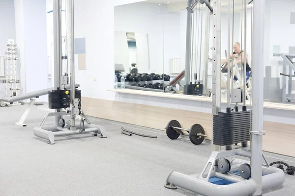 Interior de uma sala de fitness — Fotografia de Stock