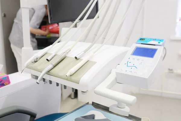 Стоматологічне обладнання крупним планом — стокове фото