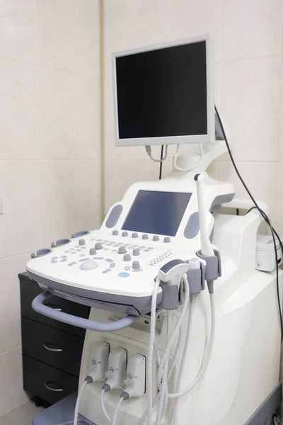 Un diagnóstico de ultrasonografía —  Fotos de Stock
