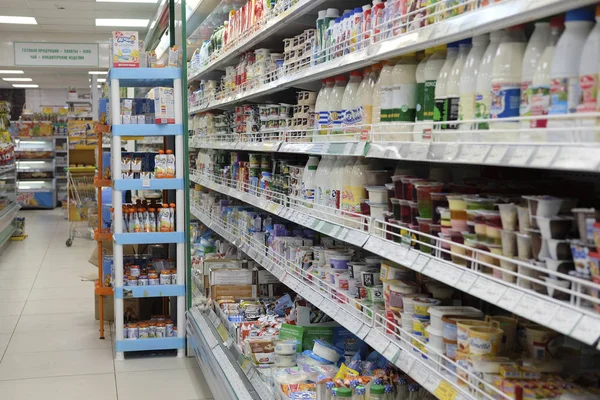 Interior de um supermercado — Fotografia de Stock