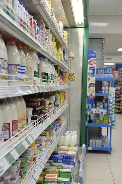 Intérieur d'un supermarché — Photo