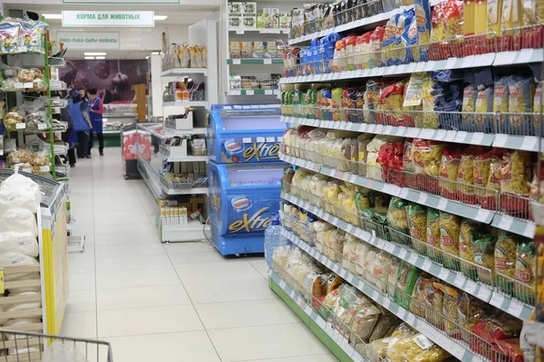 Interior of a supermarket — Stock Photo, Image