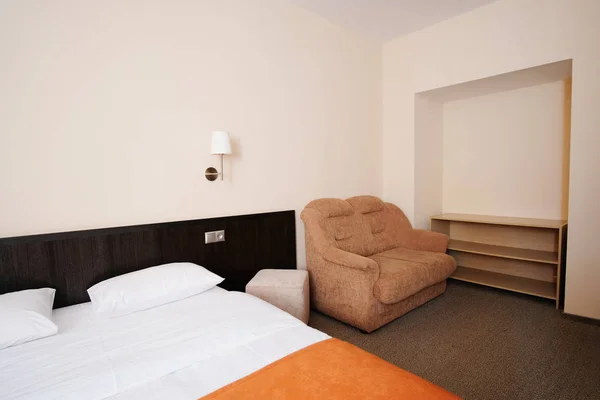 Interior of a hotel bedroom — Stock Photo, Image