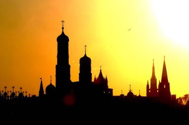 Moskova Kremlin silüeti gündoğumu