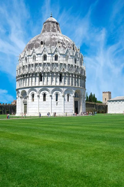 Battistero di San Giovanni Piazza dei Miracoli, Pisa 'da — Stok fotoğraf