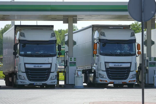 Truck on a gas station near a highway in Germany — Stock Photo, Image