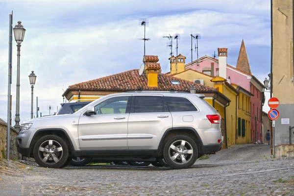 Parcheggio auto in centro a Monselice — Foto Stock