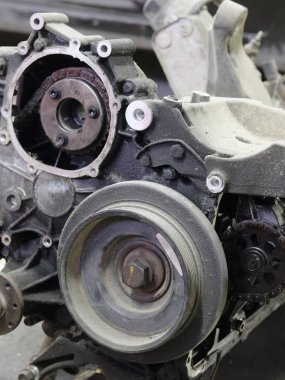 Bir araba motorunun parçası