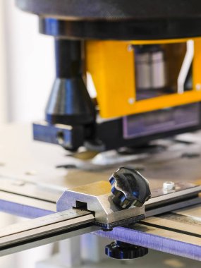 Otomasyon metal iş makine