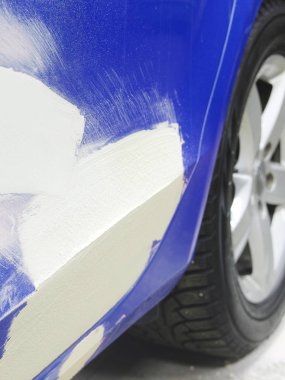 Araba araba kaportacı tamir altında