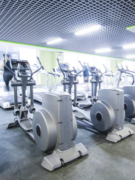 Bir spor salonunun içinde.